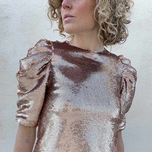 ULLA JOHNSON BLUSH PINK/GOLD SEQUIN PUFF SLEEVE BLOUSE - Picture 6 of 7